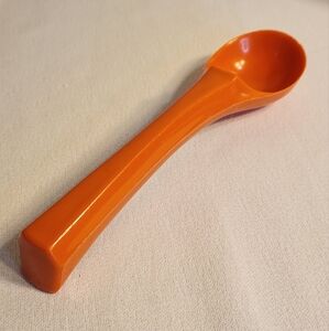 Vintage Rubbermaid Orange Ice Cream Scoop